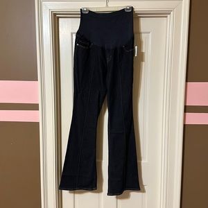 Old Navy maternity size 12 long bootcut denim jeans